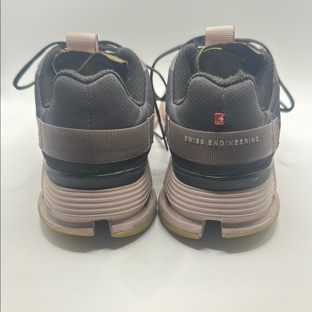 On Running Black and Green Athletic Shoes Streamlined Design - Picture 6 of 9